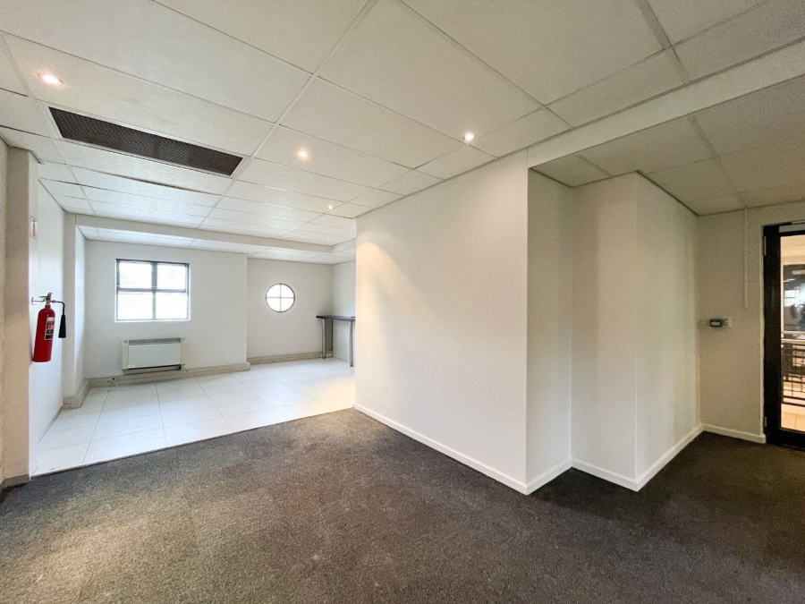 To Let commercial Property for Rent in Tyger Valley Western Cape